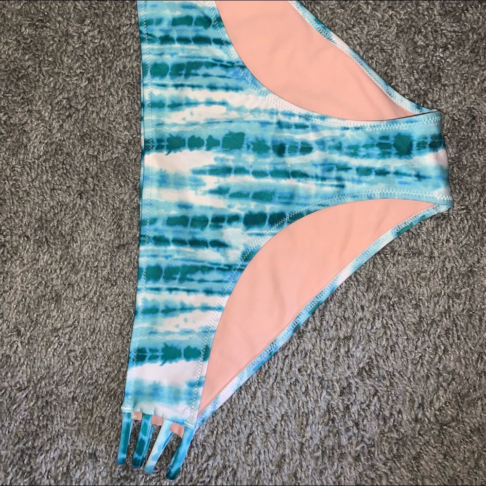 Women bikini bottom
